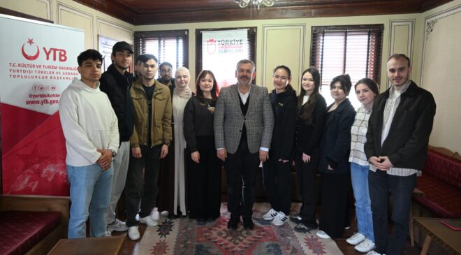 Uluslararası öğrenciler bayramlaştı