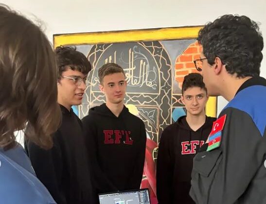 Astronot Atasever öğrencilerle buluştu