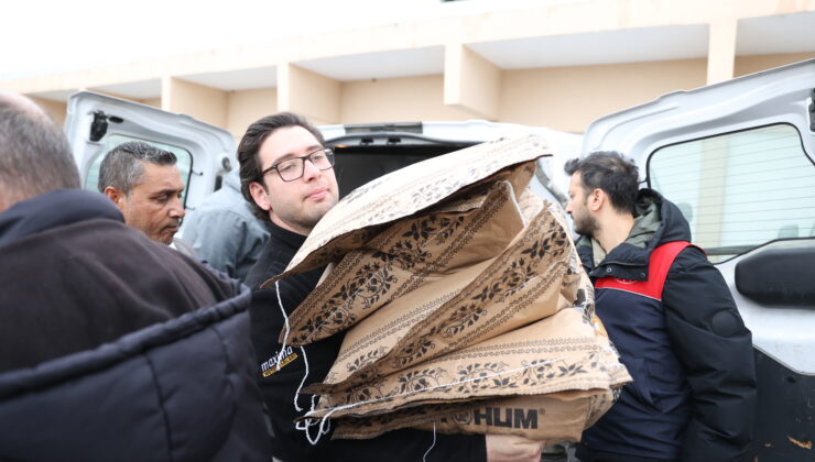 Çiftçilere yerli ayçiçeği tohumu dağıtıldı