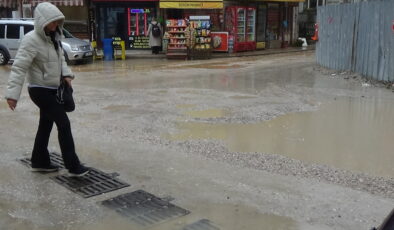 Vatandaş yollardan şikayetçi