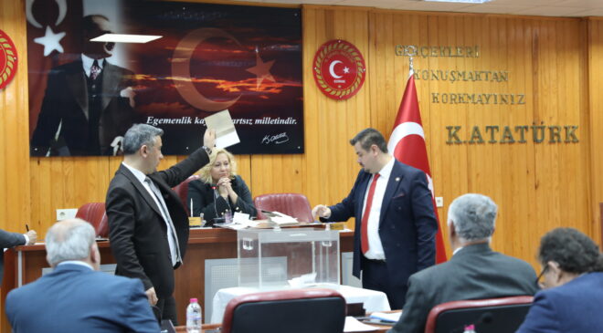 Gegeoğlu yeniden Başkan