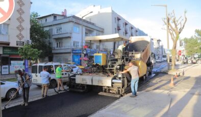 Atatürk Bulvarı’na asfaltlama başladı