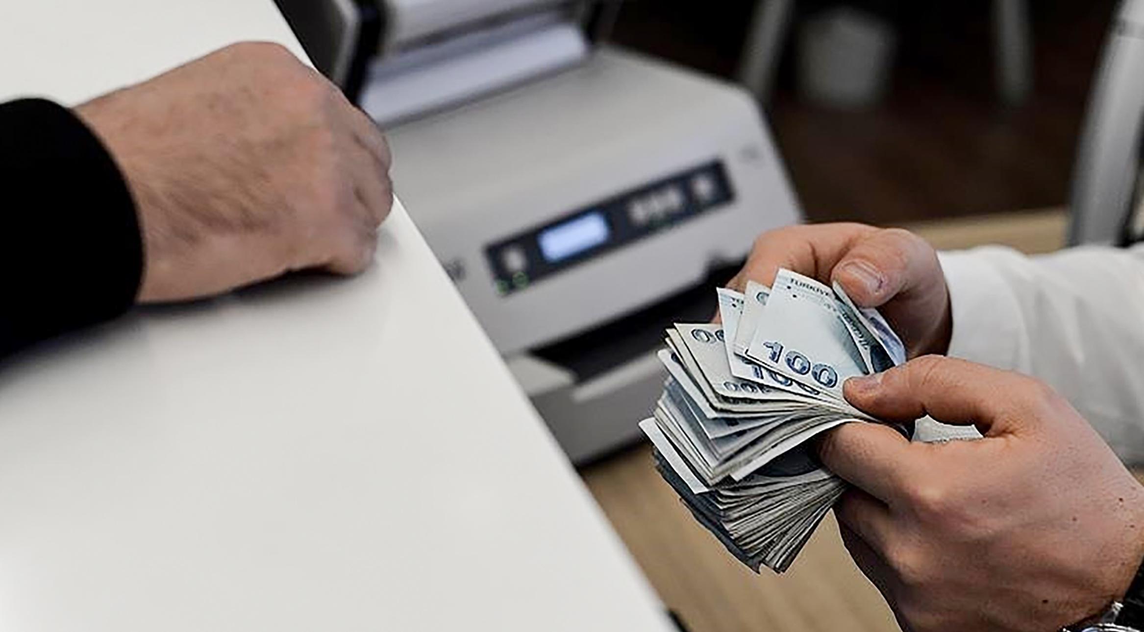 Bayram ikramiyesi yine 4 bin TL