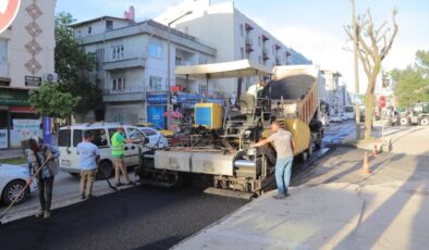 Belediyeden asfalt atağı