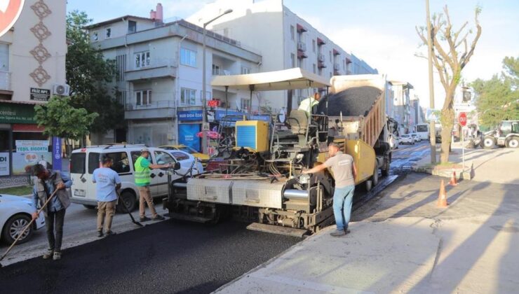 Belediyeden asfalt atağı