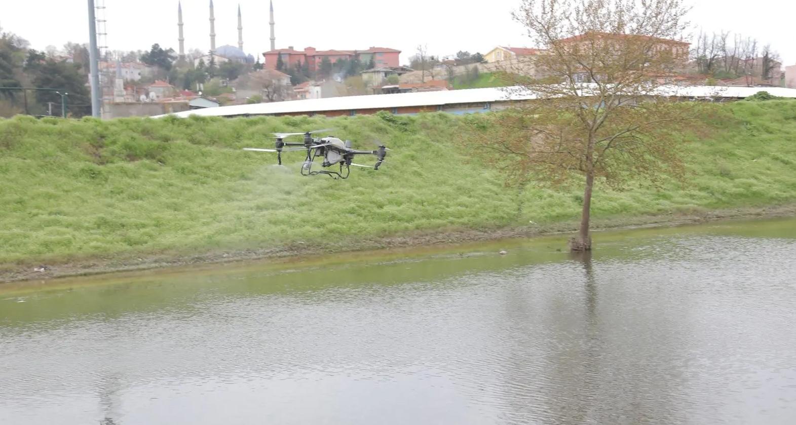 Belediyeden sivrisinekle mücadele