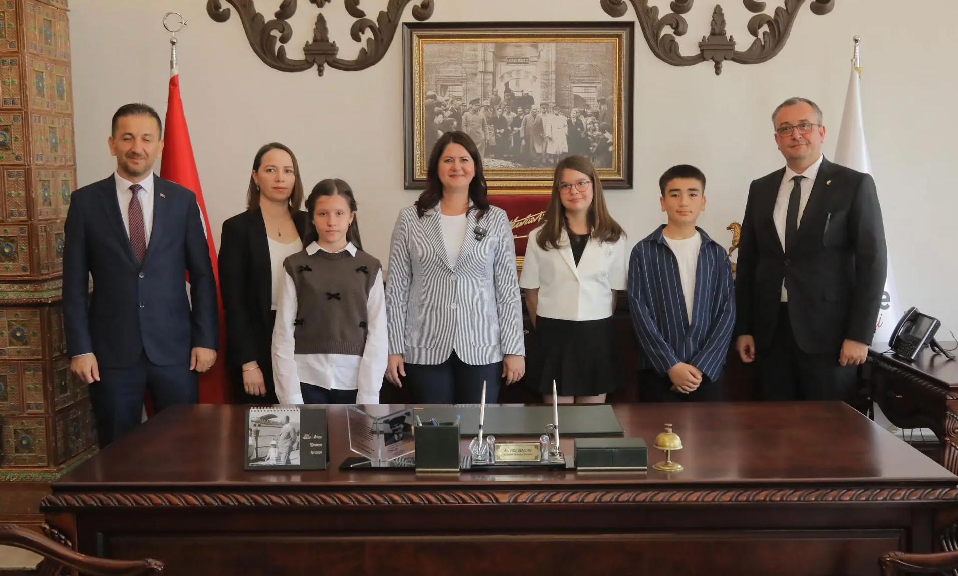 Çocuk başkandan ‘temiz park’ talimatı