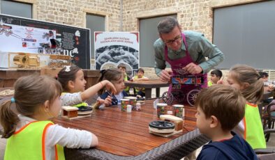 Çocuklar fayton boyadı