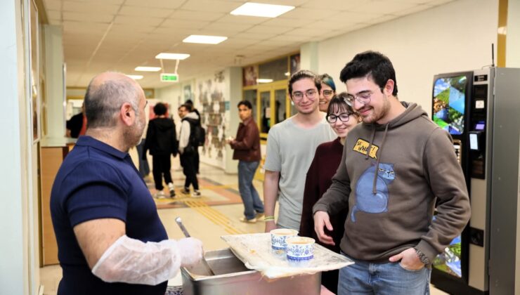 Öğrencilere çorba ikramı