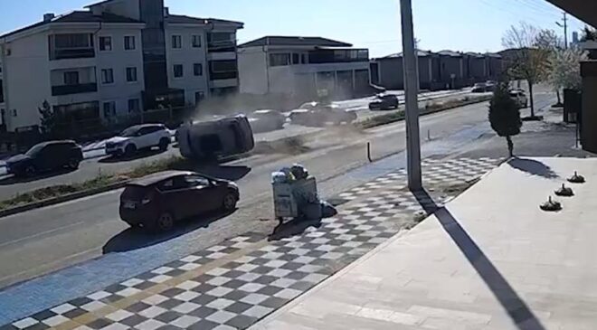 Defalarca takla attı!