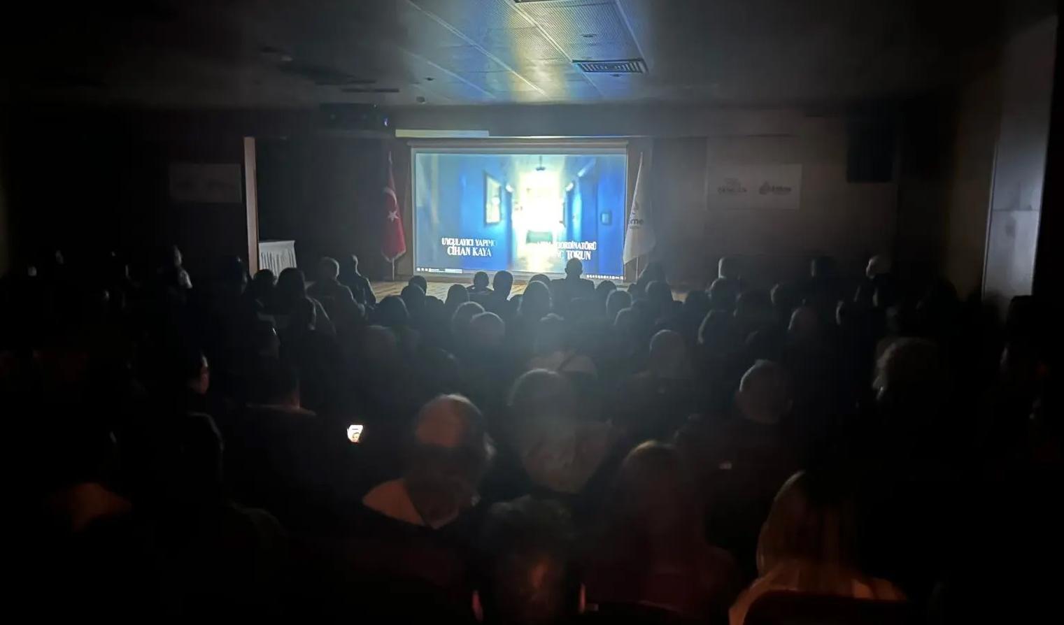 ‘Leyla Hanım’ filmine yoğun ilgi