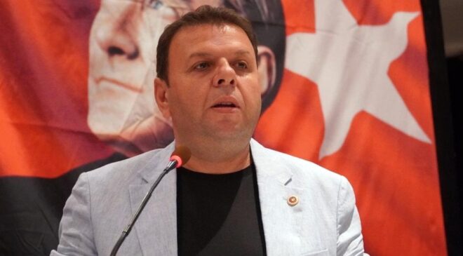 ‘Ülkemizin geleceği için mücadele edeceğiz’