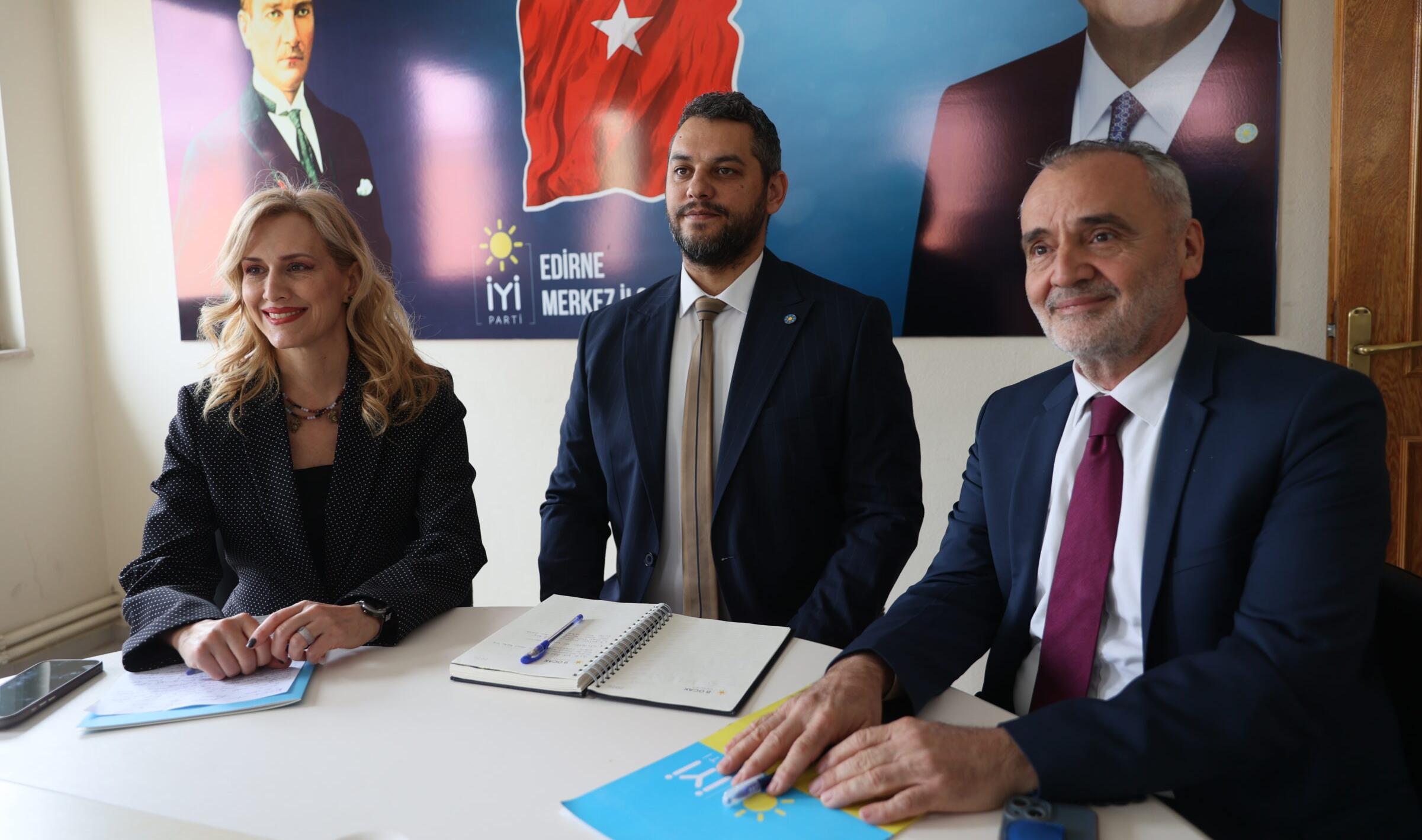 “Seçime gidecek cesaretleri olmadığını düşünüyorum”