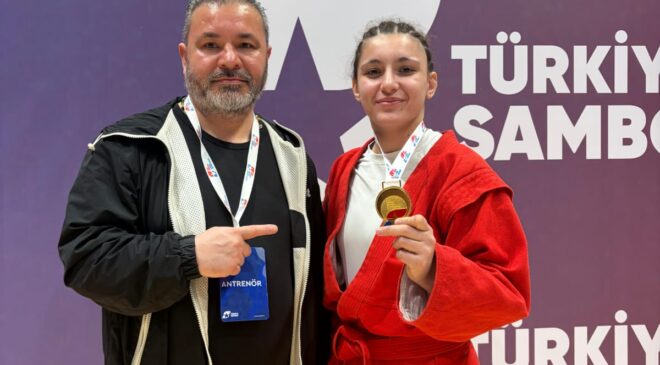 İzel, Türkiye Şampiyonu