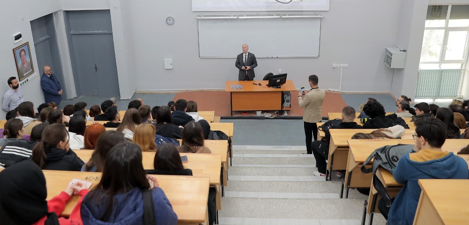 Liseliler Trakya Üniversitesini tanıyor