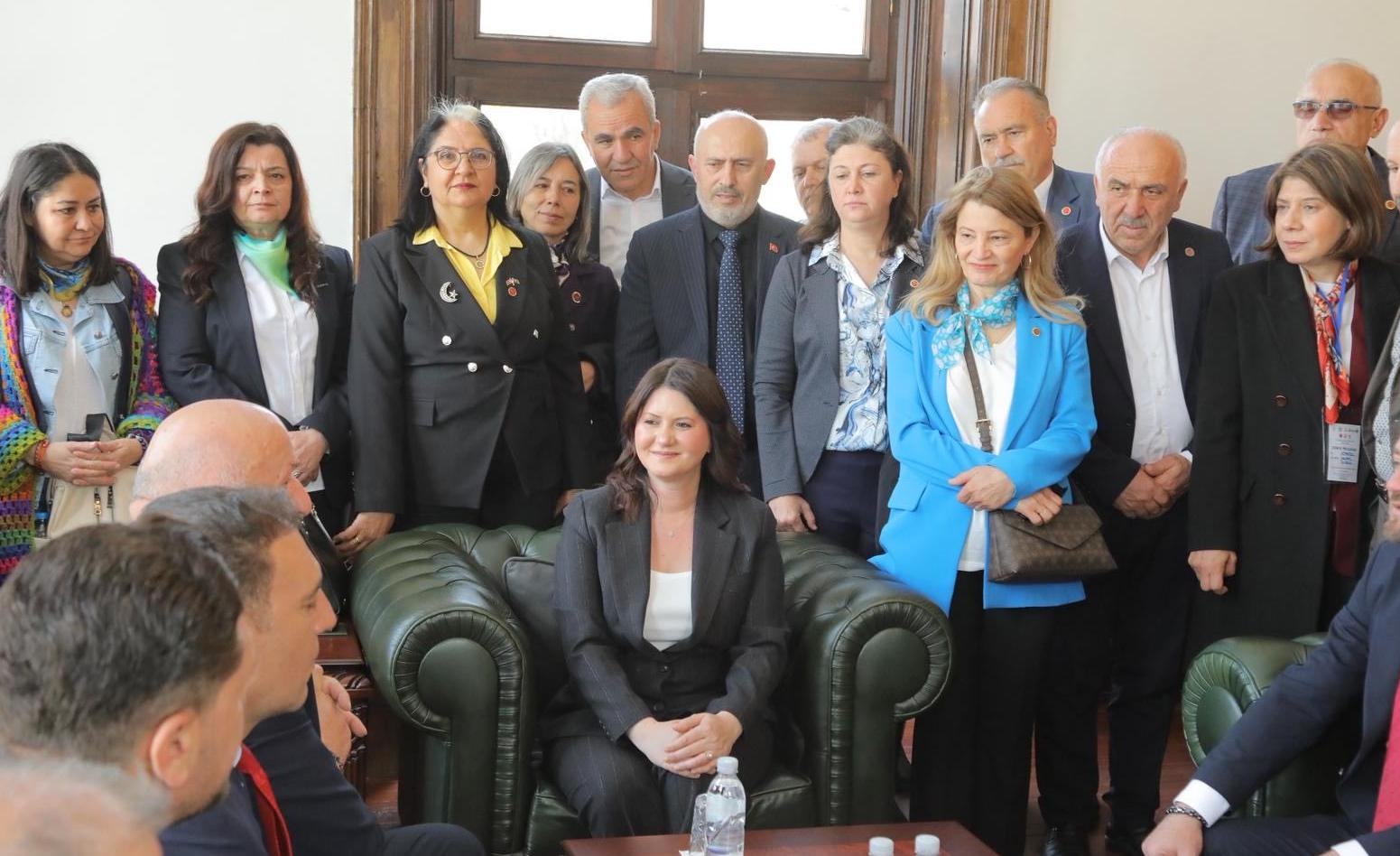 Muhtarlardan Başkan Gencan’a ziyaret