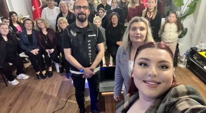 Annelere uyuşturucuyla mücadele eğitimi