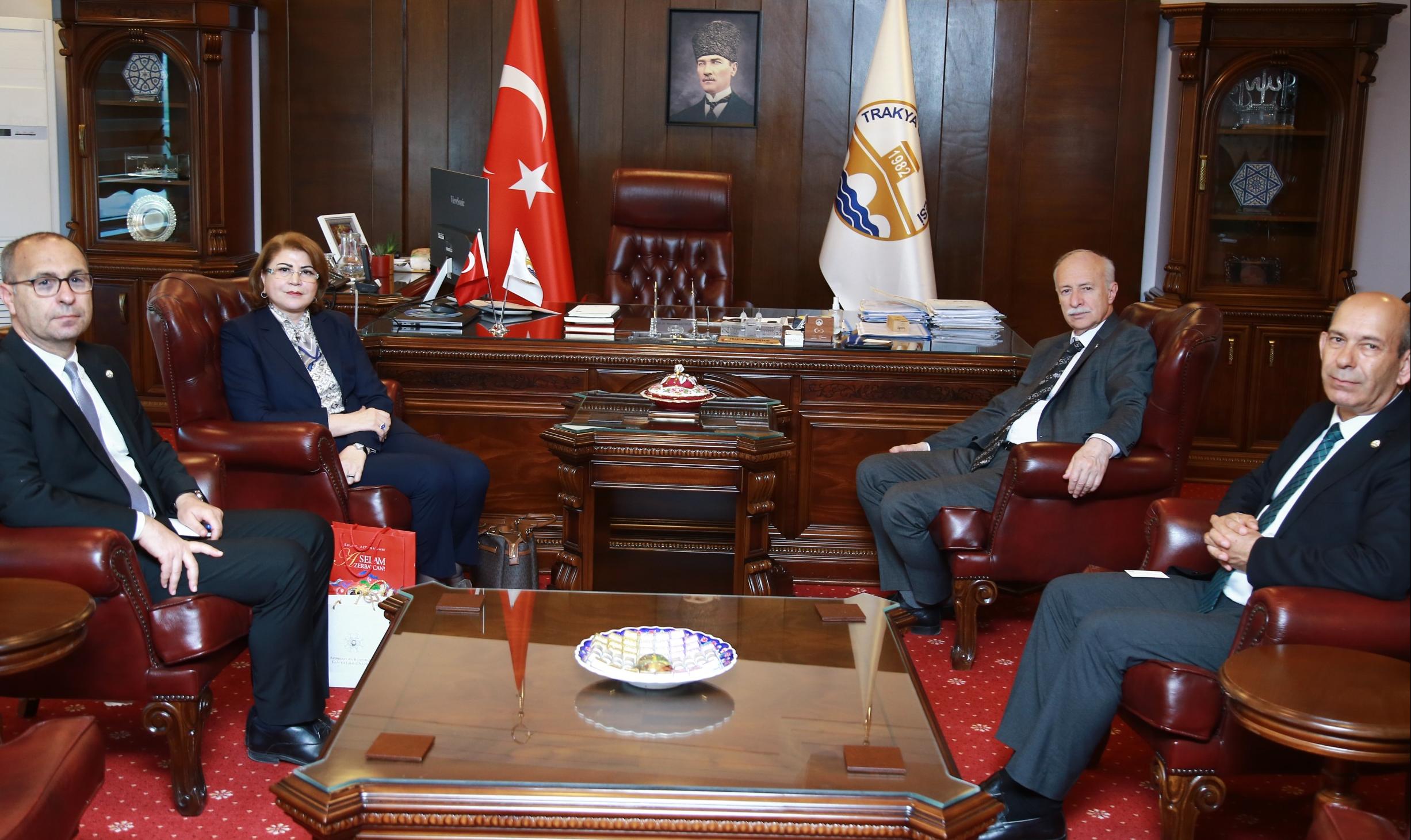 Nesibova’dan Hatipler’e ziyaret