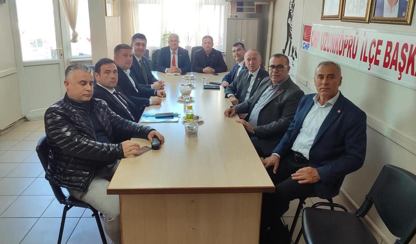 CHP İl ve İlçe Başkanları Uzunköprü’de toplandı
