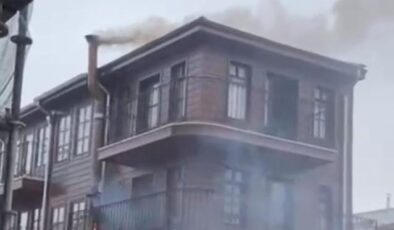 Dönercide baca yangını