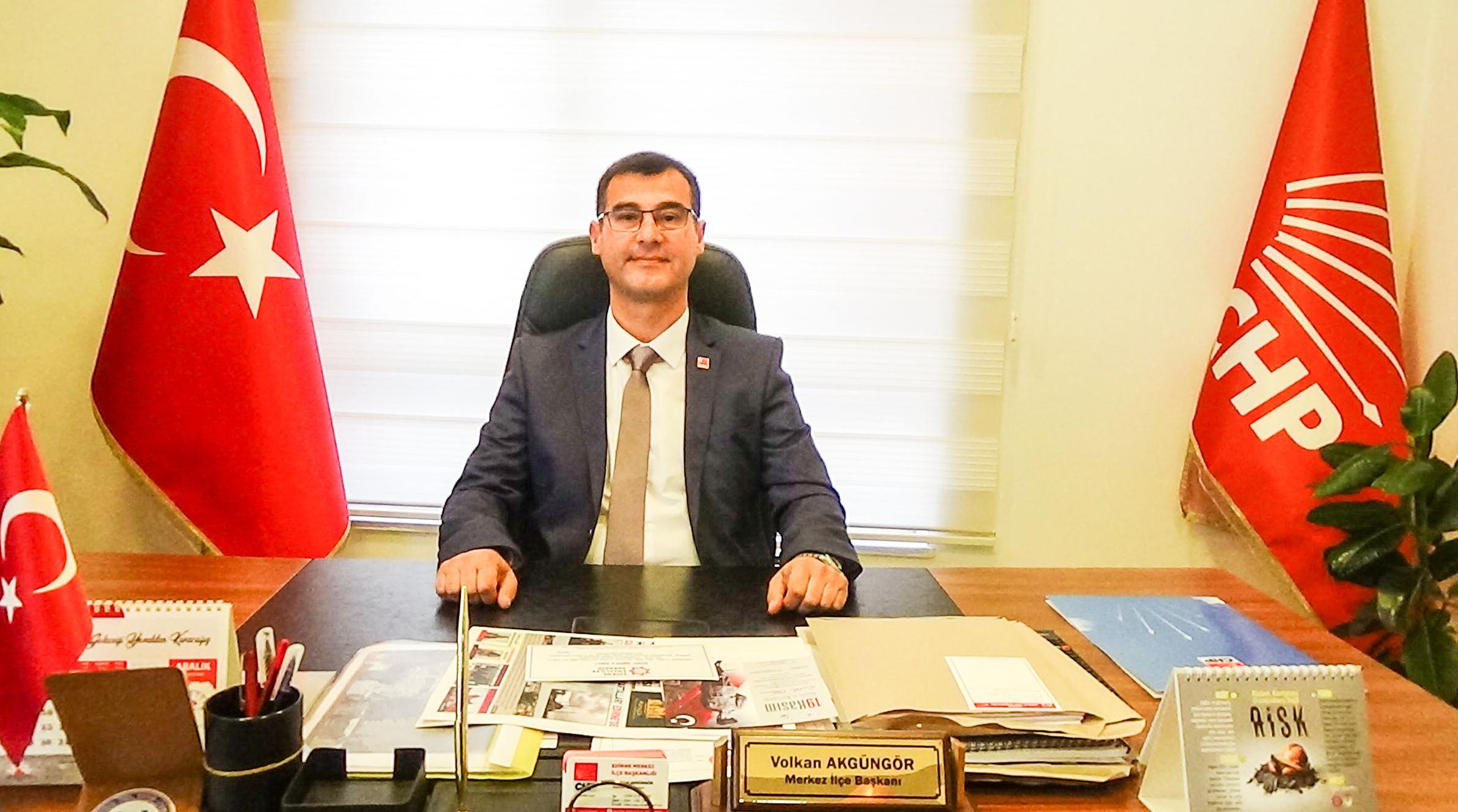 ‘Emekçilerimizin yanında olmaya devam edeceğiz’