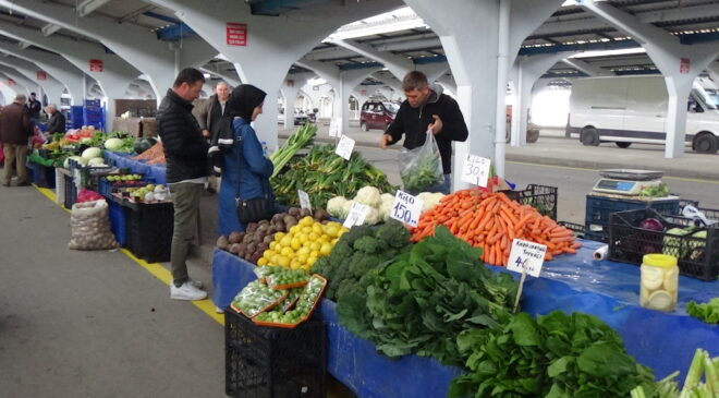 Sebze meyve fiyatları düşüyor
