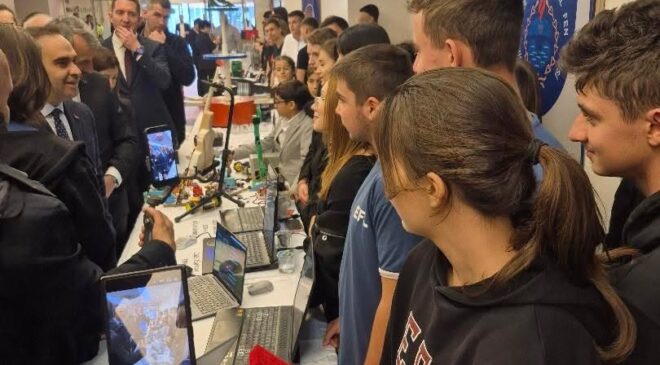 10 okula TÜBİTAK kütüphanesi kurulacak