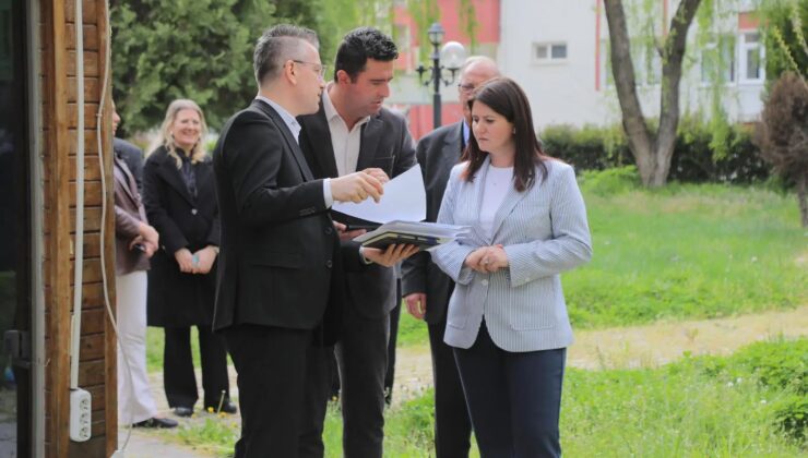 ‘Kamu alanlarını geri kazandırıyoruz’