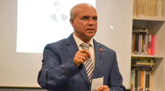 Şallı, Romanların haklarını savundu