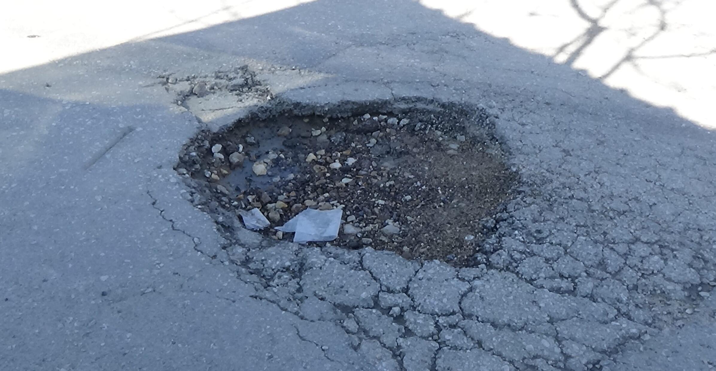 Sanayi esnafı yollardan şikayetçi