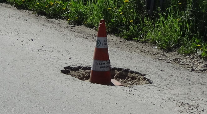 Sanayi esnafı yollardan şikayetçi