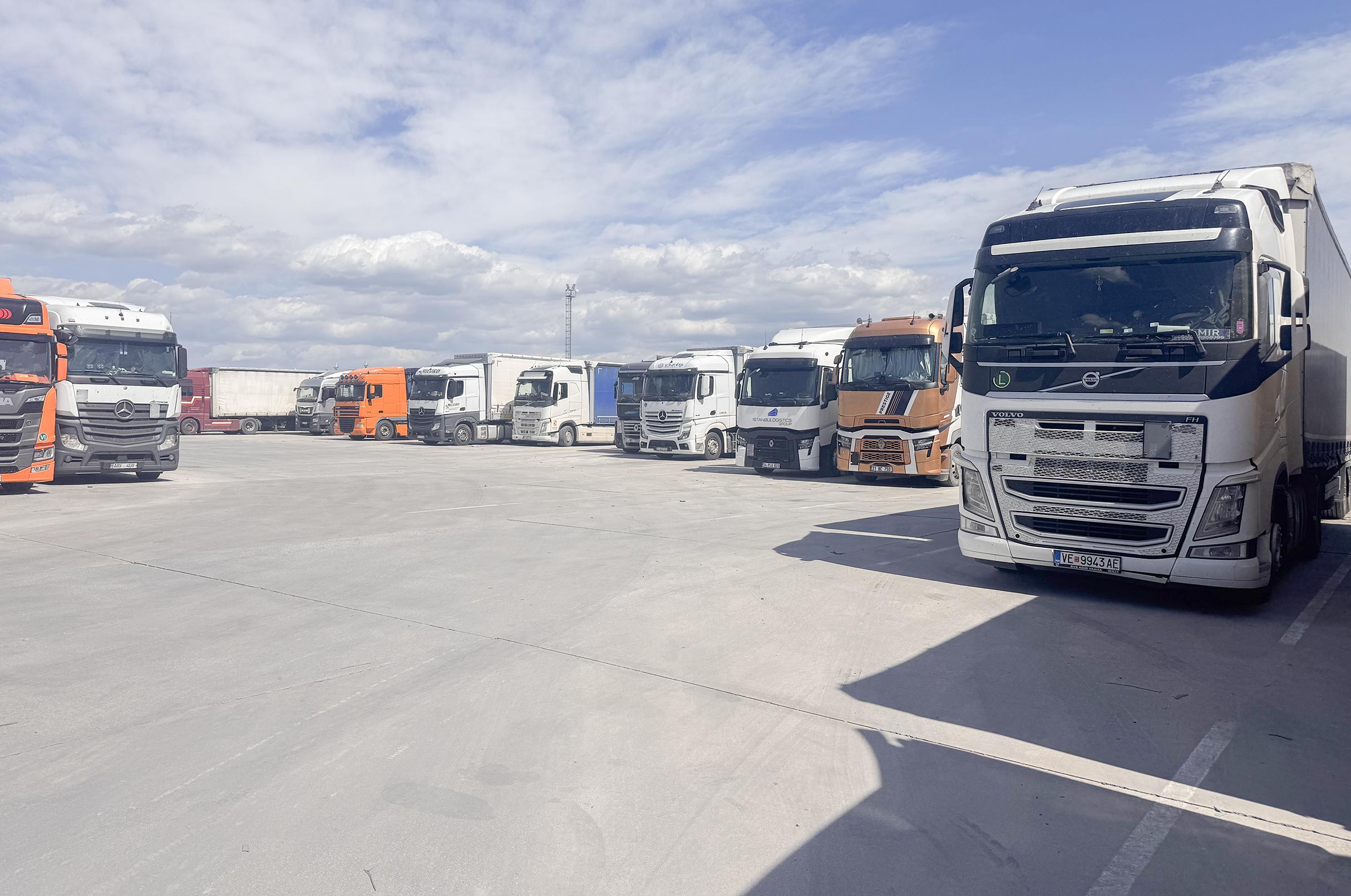 TIR’cılar bekleme süresinden şikayetçi