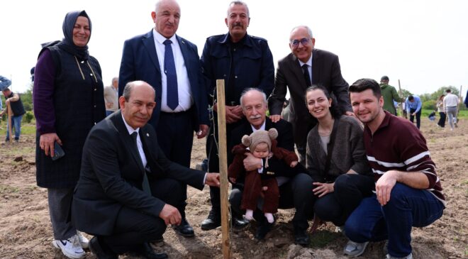 Her çocuk için bir fidan