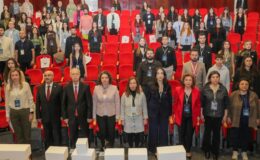 TÜ’de Eczacılık Zirvesi