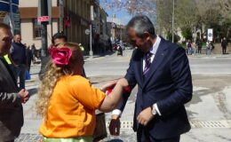 Sezer’den “İlle De Roman Olsun” mesajı