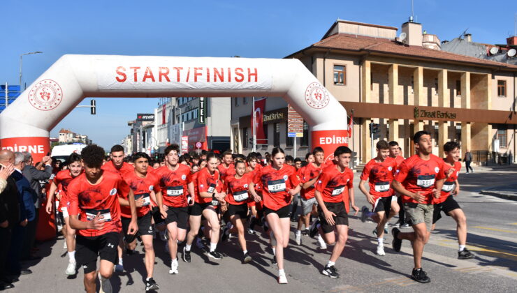 Gençlik koşusu yapıldı