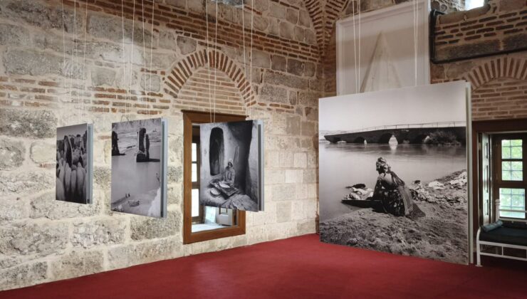 Yıldız Moran fotoğraf sergisi açıldı