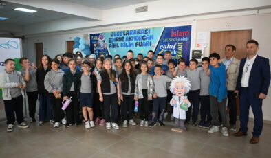 İmam Hatip’te bilim fuarı