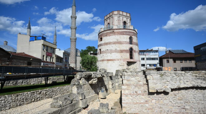 Makedon Kulesi kapılarını açıyor