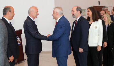TÜ’de bayramlaşma