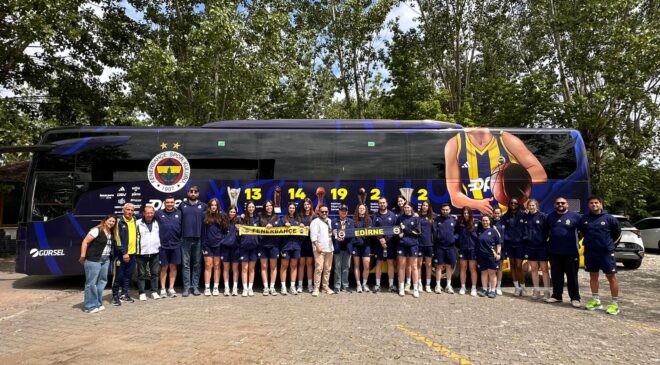 Edirne Fenerbahçeliler Derneği’nden moral kahvaltısı