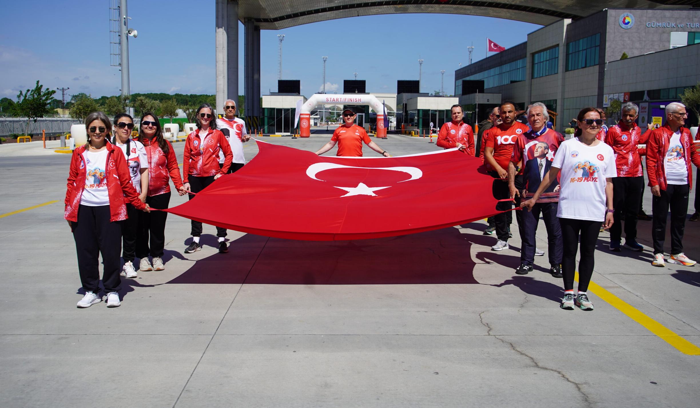 Ata toprağı yola çıktı