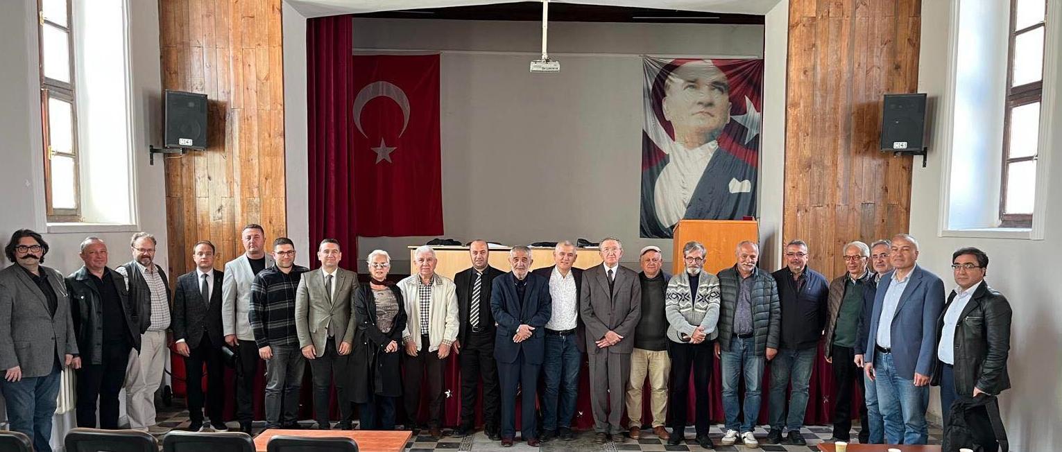 ‘Tarihi Türk Ocakları binası asıl sahibine tahsis edilmeli’