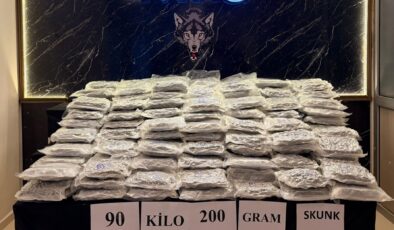 Edirne’de 90 kilogram uyuşturucu ele geçirildi