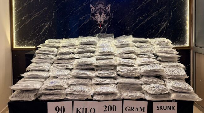 Edirne’de 90 kilogram uyuşturucu ele geçirildi