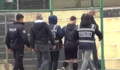 Hakeme yumruk atan futbolcu serbest bırakıldı