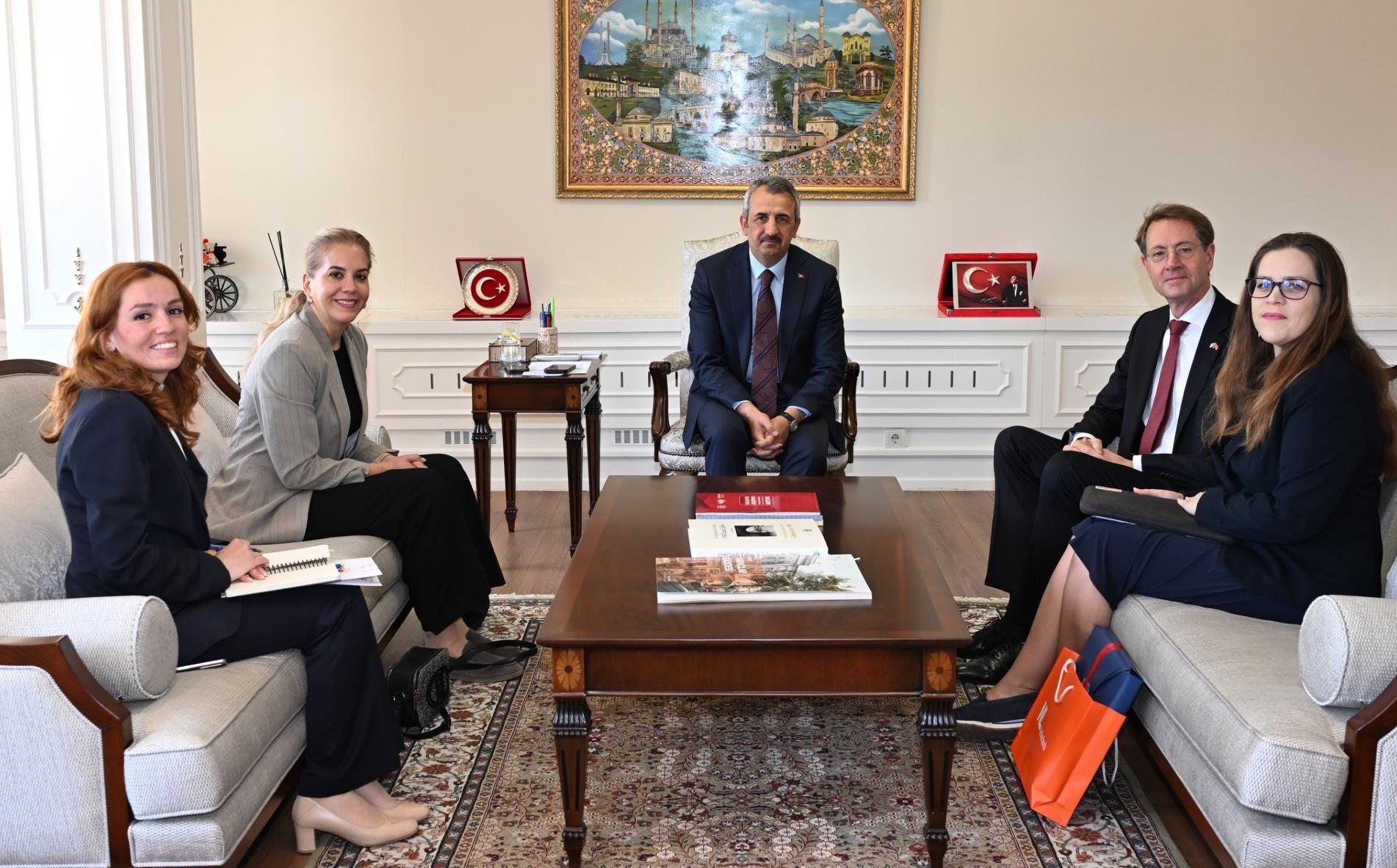 Hollanda Başkonsolosu Huisinga’dan ziyaret