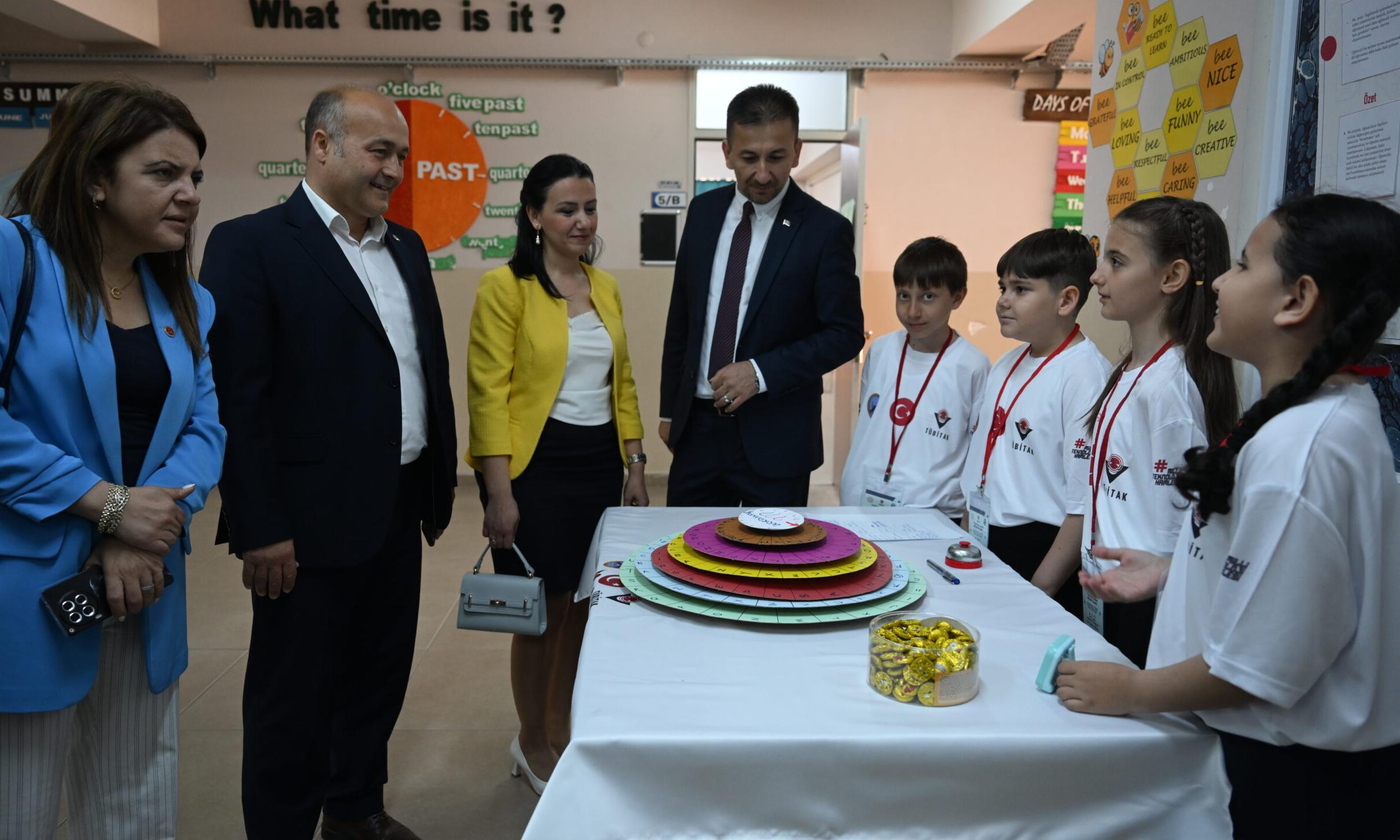 İmam Hatip’te bilim fuarı