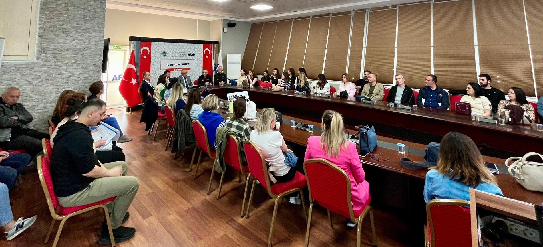 İngilizce öğretmenlerine eğitim