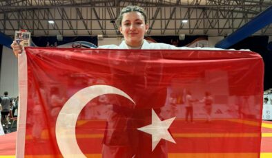 İzel Erim’den bir başarı daha